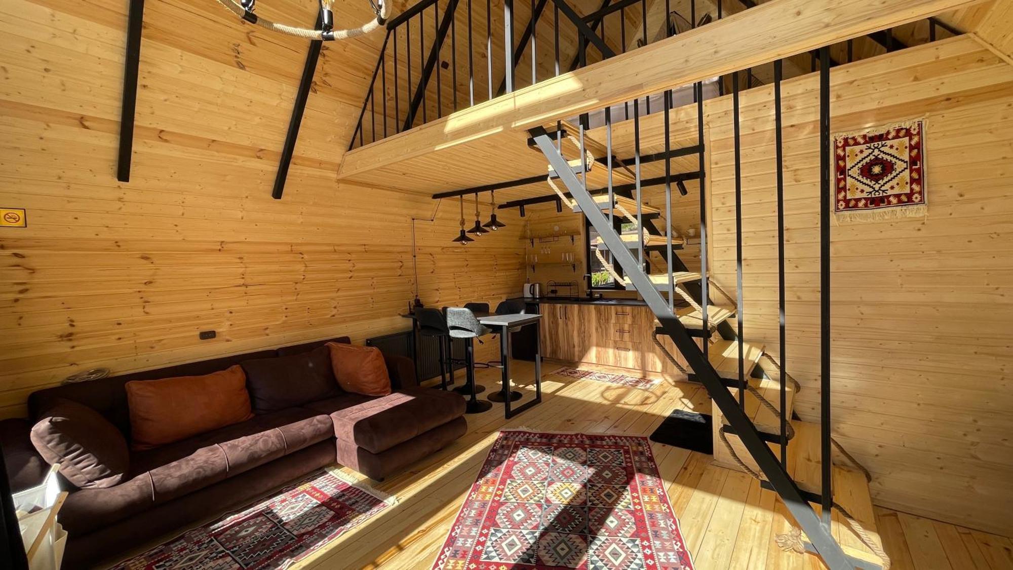 Outdoor Cottages Kazbegi Стая снимка
